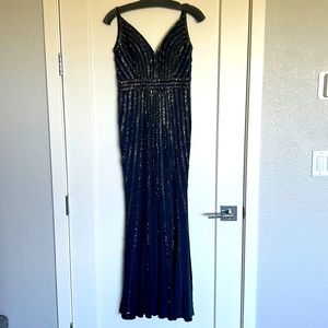 FORMAL/PROM LONG DRESS